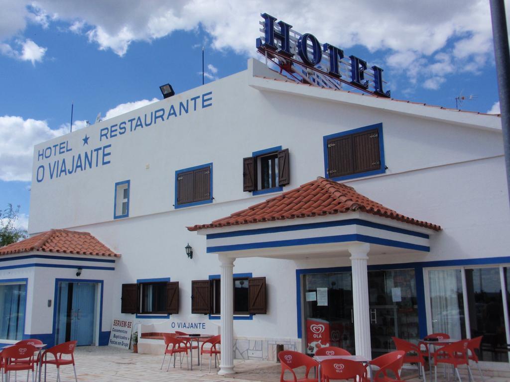 "O Viajante" Low Cost Hotel Эштремош Экстерьер фото